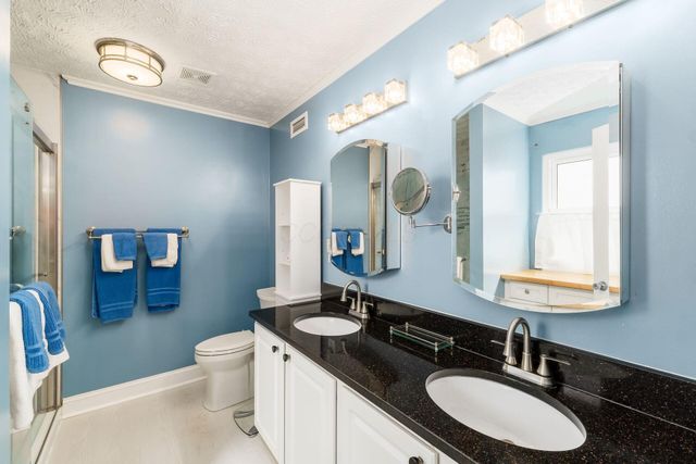 4533 Stranton Park Drive, Grove City, OH 43123