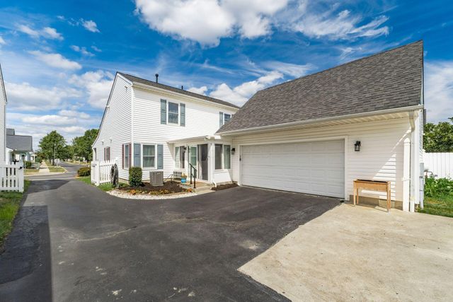 4533 Stranton Park Drive, Grove City, OH 43123