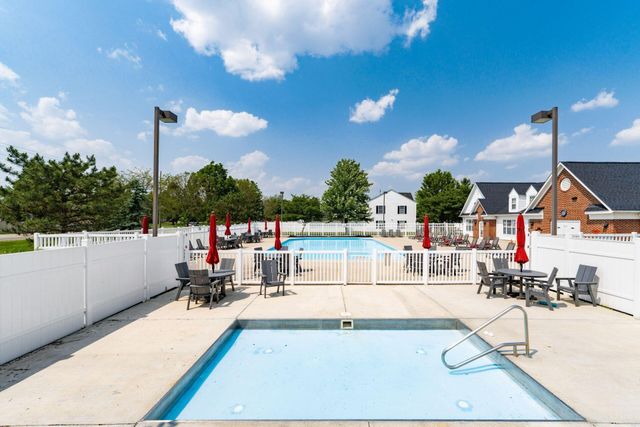 4533 Stranton Park Drive, Grove City, OH 43123