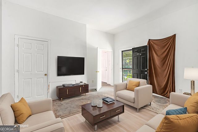 435 W Cherry Street, Griffin, GA 30223