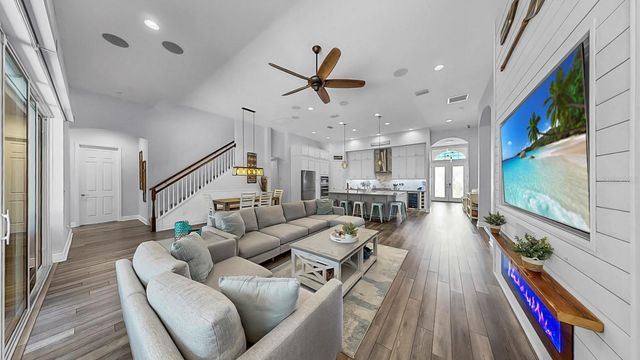 7709 PARADISO DRIVE, Apollo Beach, FL 33572