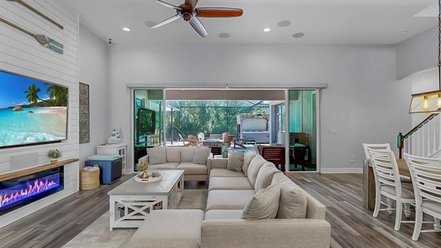 7709 PARADISO DRIVE, Apollo Beach, FL 33572