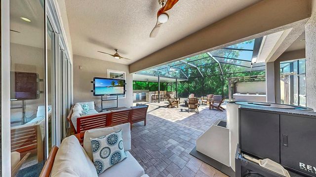 7709 PARADISO DRIVE, Apollo Beach, FL 33572