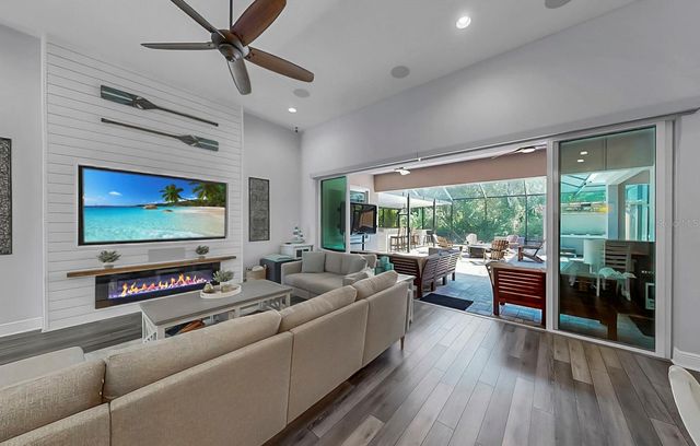 7709 PARADISO DRIVE, Apollo Beach, FL 33572