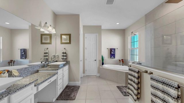 7709 PARADISO DRIVE, Apollo Beach, FL 33572