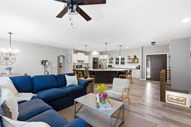 10027 Camelot DRIVE, Mount Pleasant, WI 53406