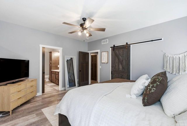 10027 Camelot DRIVE, Mount Pleasant, WI 53406