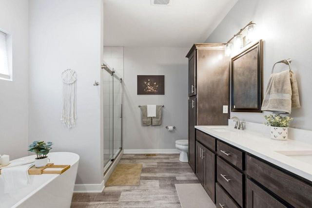 10027 Camelot DRIVE, Mount Pleasant, WI 53406