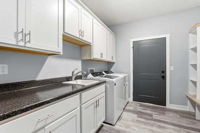 10027 Camelot DRIVE, Mount Pleasant, WI 53406