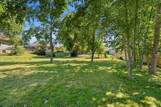 10027 Camelot DRIVE, Mount Pleasant, WI 53406
