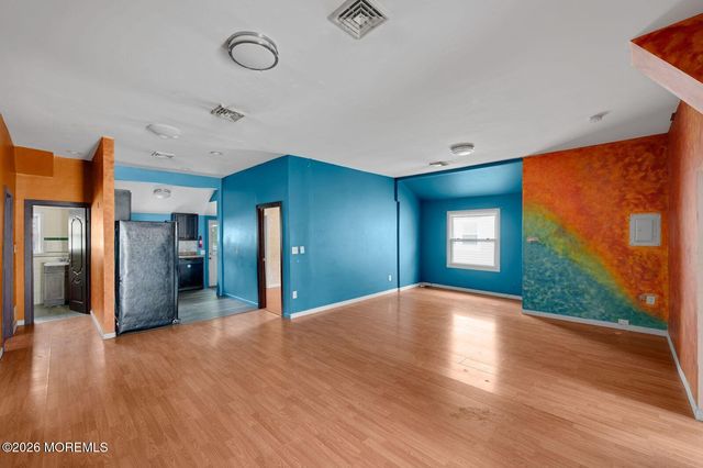 65 Orchard Street, Keansburg, NJ 07734