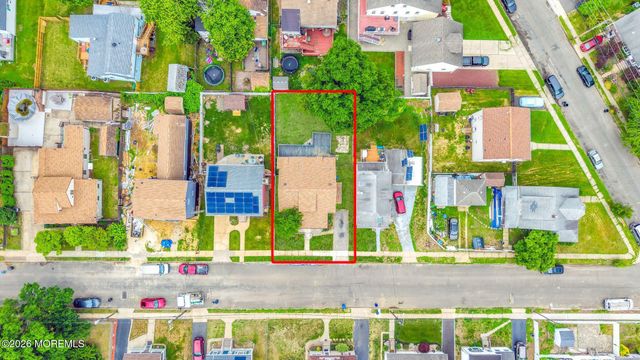 65 Orchard Street, Keansburg, NJ 07734