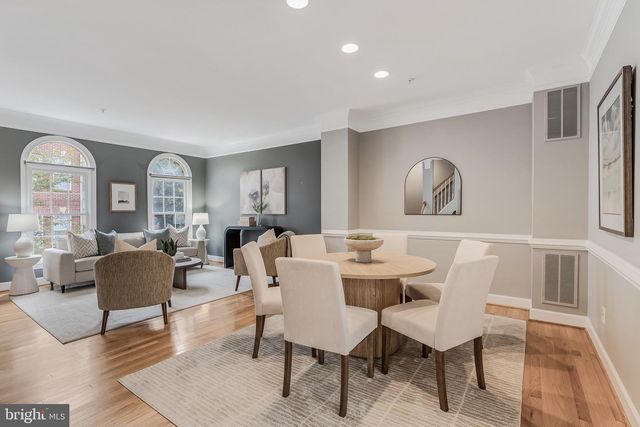 1318 N ADAMS CT, Arlington, VA 22201