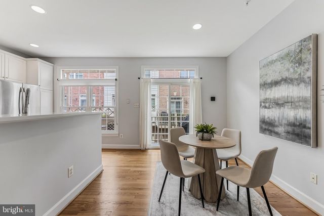 1318 N ADAMS CT, Arlington, VA 22201
