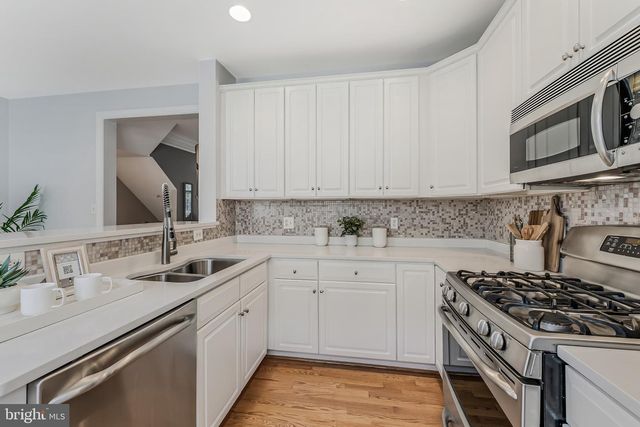 1318 N ADAMS CT, Arlington, VA 22201