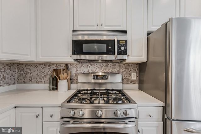 1318 N ADAMS CT, Arlington, VA 22201