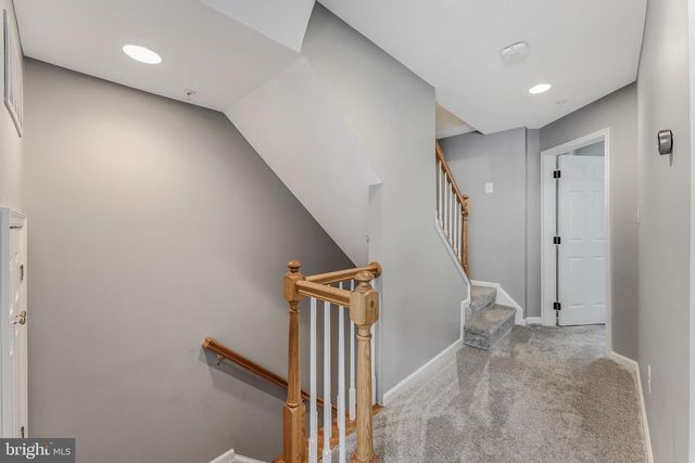 1318 N ADAMS CT, Arlington, VA 22201