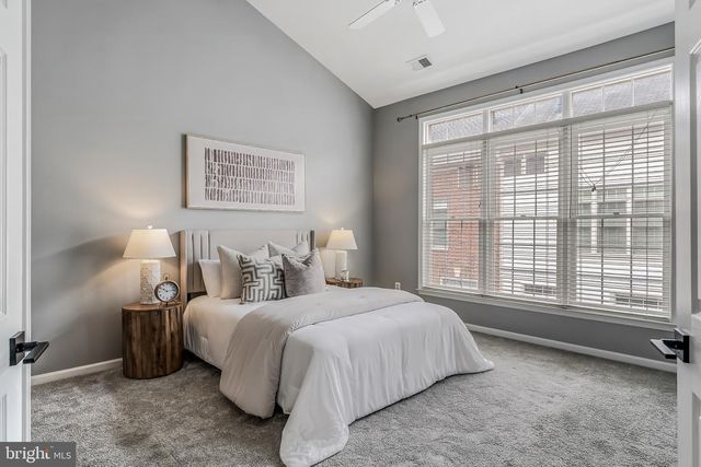 1318 N ADAMS CT, Arlington, VA 22201