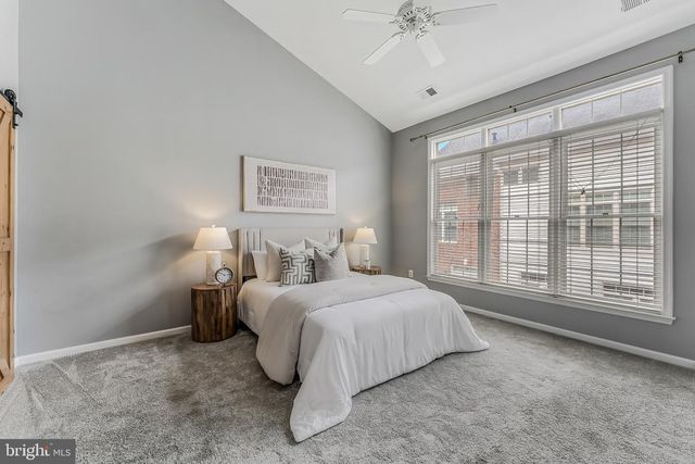 1318 N ADAMS CT, Arlington, VA 22201