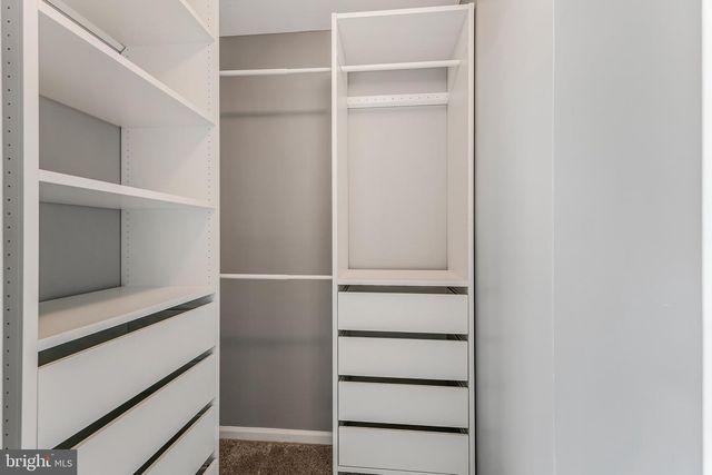 1318 N ADAMS CT, Arlington, VA 22201