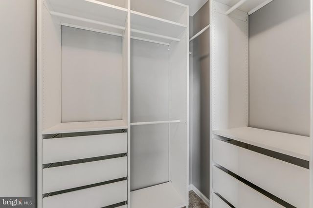 1318 N ADAMS CT, Arlington, VA 22201