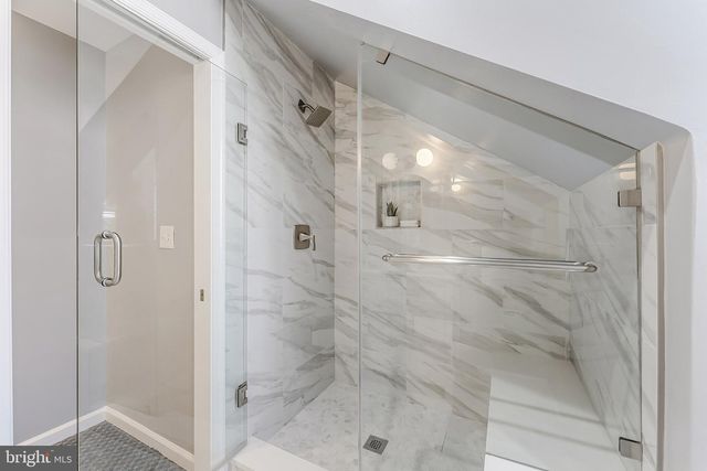 1318 N ADAMS CT, Arlington, VA 22201