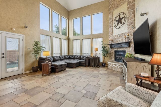 6048 Hidden Creek Lane, Frisco, TX 75036