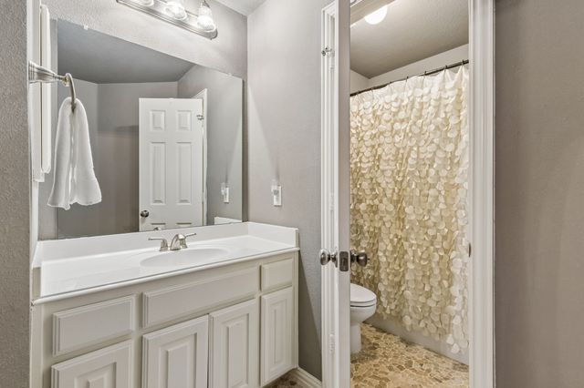 6048 Hidden Creek Lane, Frisco, TX 75036