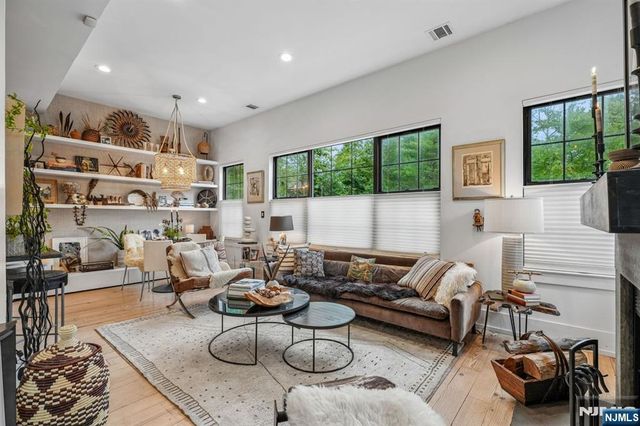 51-02 Greenwood Avenue 2A, Montclair, NJ 07042