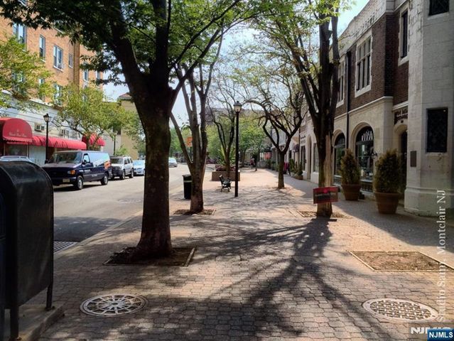 51-02 Greenwood Avenue 2A, Montclair, NJ 07042