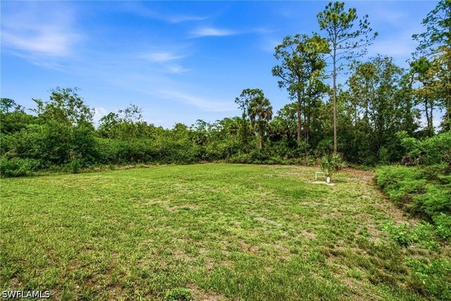 1871 20th AVE NE, Naples, FL 34120