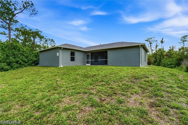 1871 20th AVE NE, Naples, FL 34120