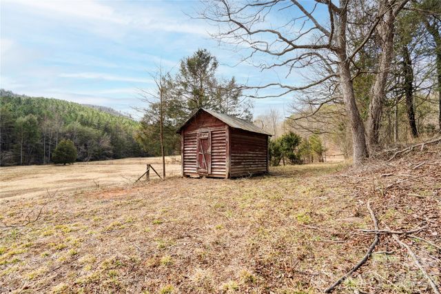 4064 Mount Gilead Church Road, Connelly Springs, NC 28612