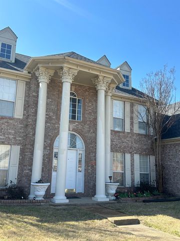 5167 GRAND PINES DR, Unincorporated, TN 38125