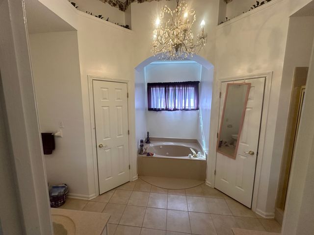 5167 GRAND PINES DR, Unincorporated, TN 38125