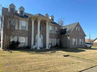 5167 GRAND PINES DR, Unincorporated, TN 38125