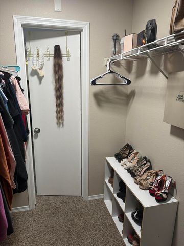 427 Bristlebrush Street SW, Albuquerque, NM 87121