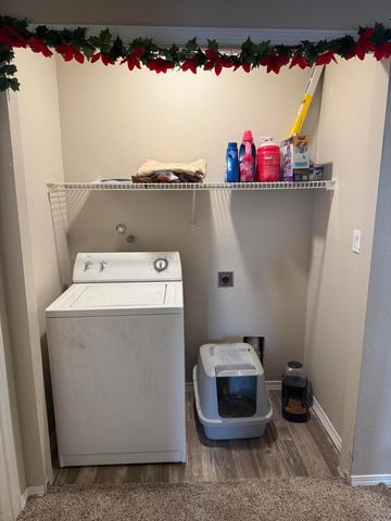 427 Bristlebrush Street SW, Albuquerque, NM 87121