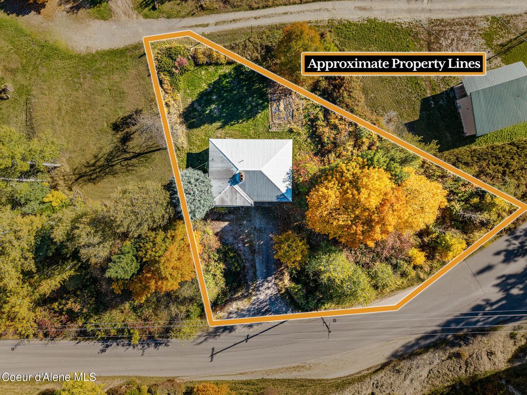 371 Lower Page RD, Smelterville, ID 83868 photo 3