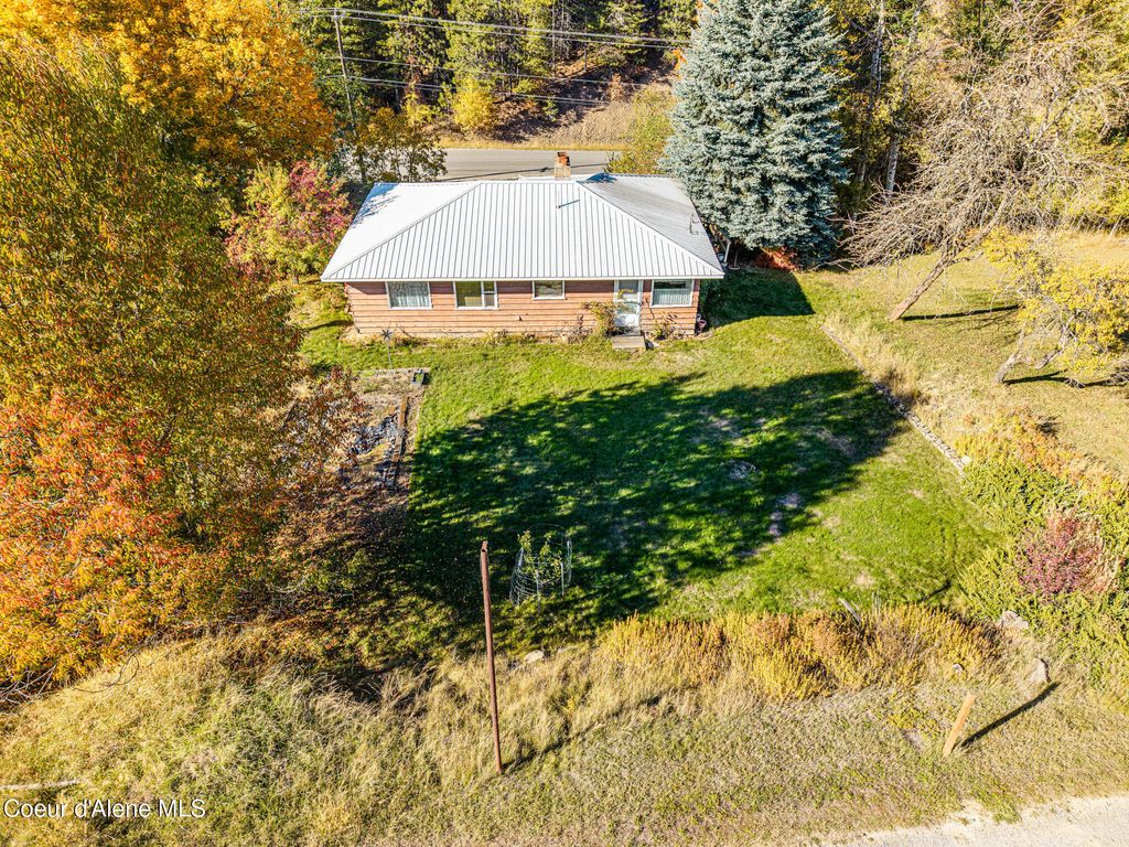 371 Lower Page RD, Smelterville, ID 83868 photo 4