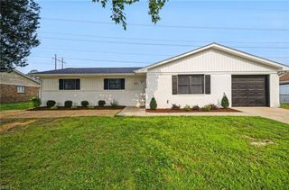 3512 Maori DR, Chesapeake, VA 23321