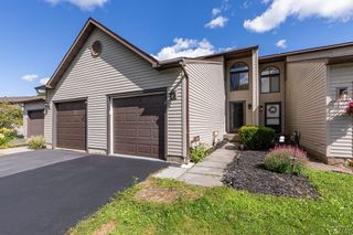 8432 Bubbling Springs Drive, Clay, NY 13027
