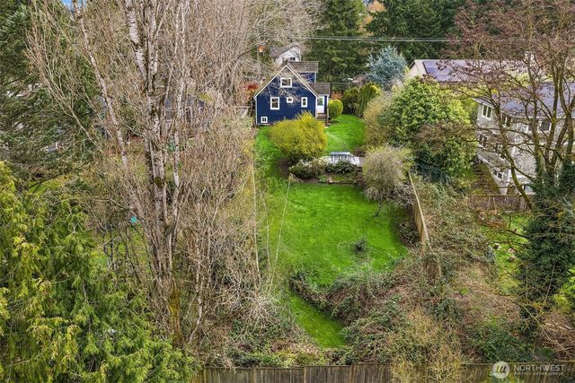 9213 25TH Avenue NE, Seattle, WA 98115