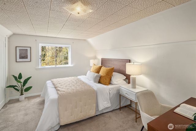 9213 25TH Avenue NE, Seattle, WA 98115