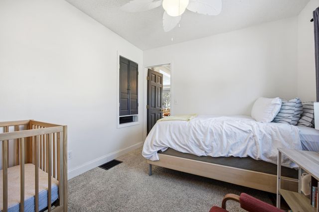 502 12th Street N, Moorhead, MN 56560