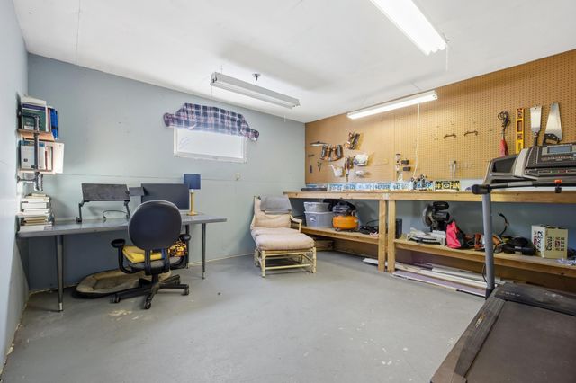 502 12th Street N, Moorhead, MN 56560