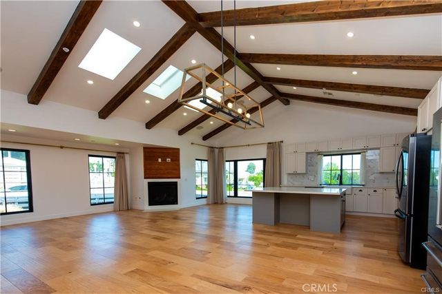 7900 Naylor, Los Angeles, CA 90045