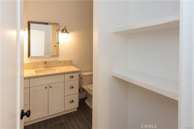 7900 Naylor, Los Angeles, CA 90045