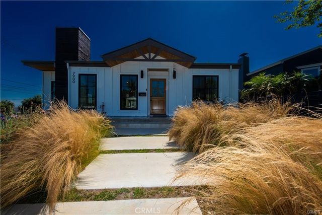 7900 Naylor, Los Angeles, CA 90045