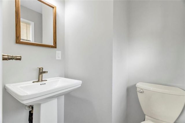 3021 S Venus Street, Independence, MO 64055